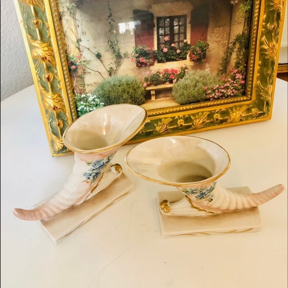 Vintage Freeman Hand Painted Cornucopia Vase Pair - Picture 5 of 10